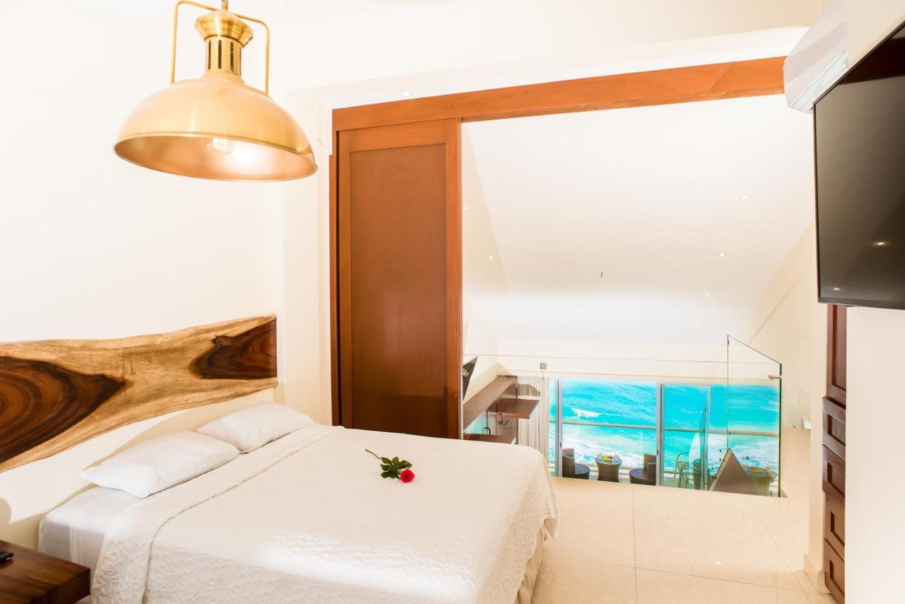 2 Story Oceanfront Penthouses On Cancun Beach! Екстериор снимка