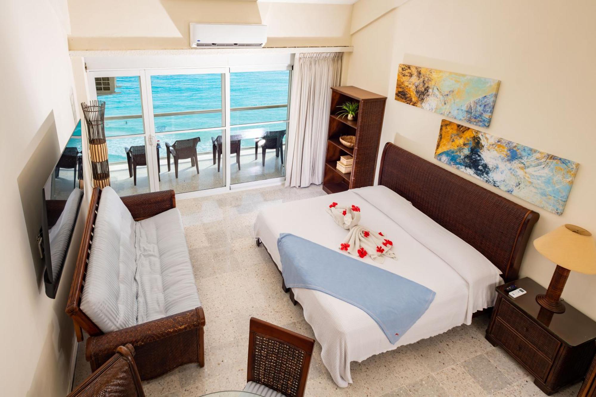 2 Story Oceanfront Penthouses On Cancun Beach! Екстериор снимка