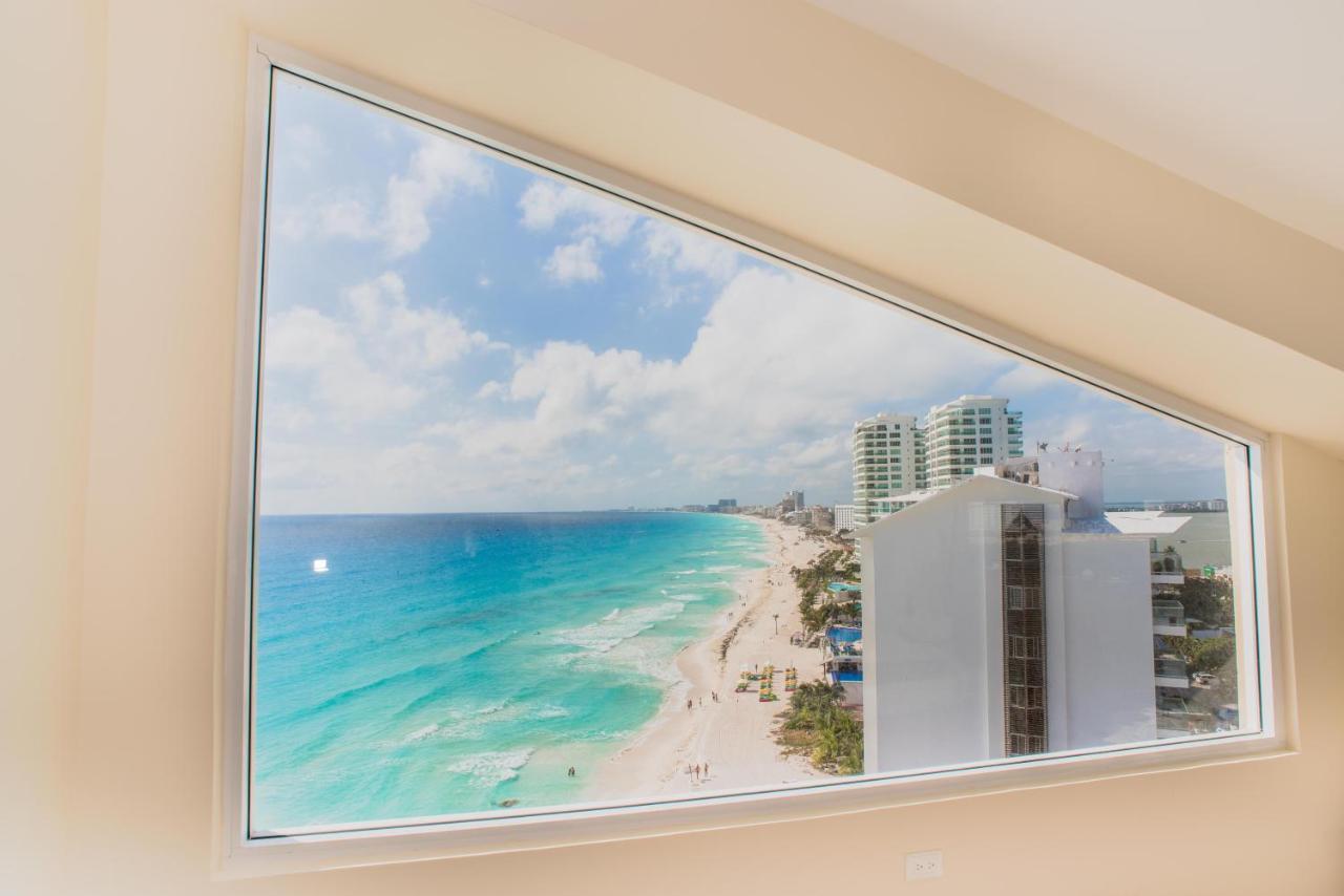 2 Story Oceanfront Penthouses On Cancun Beach! Екстериор снимка