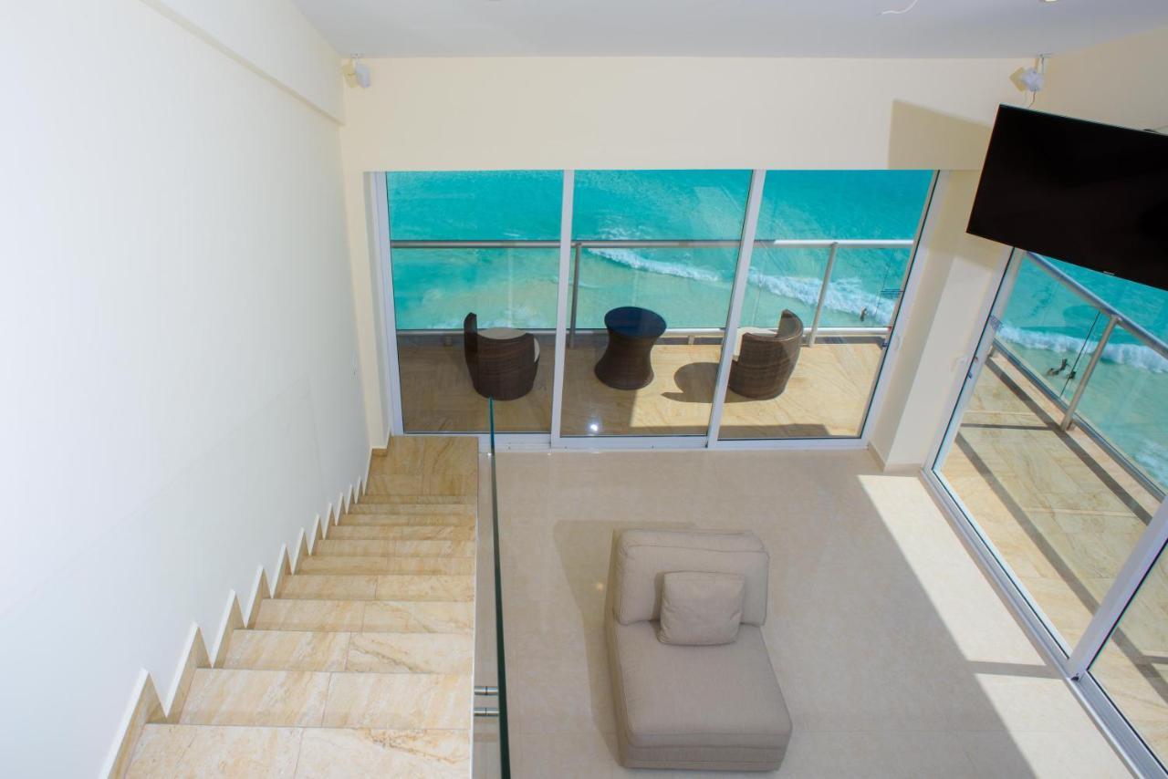 2 Story Oceanfront Penthouses On Cancun Beach! Екстериор снимка