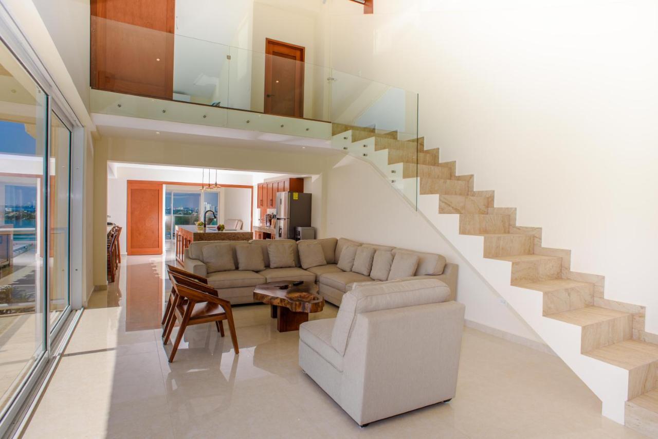2 Story Oceanfront Penthouses On Cancun Beach! Екстериор снимка